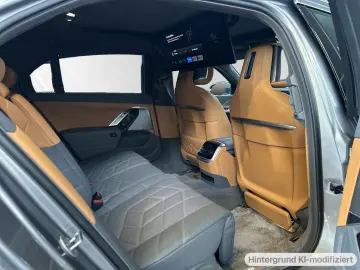 BMW 750e xDrive TV-Fond-Entert. DA&PAProf. Sitzbelüf