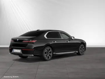 BMW 750e xDrive TV-Fond-Entertainment DA&PAProf. B&W