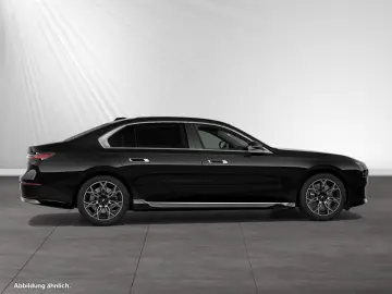 BMW 750e xDrive TV-Fond-Entertainment DA&PAProf. B&W