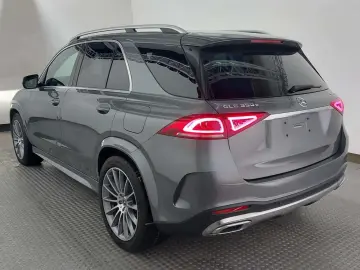MERCEDES-BENZ GLE 350 e 4M AMG Pano AHK Distronic Burmester