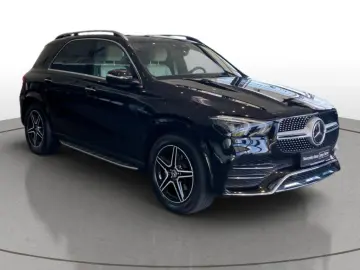 MERCEDES-BENZ GLE 300 d 4M AMG-Line EXCLUSIVE Pano A…