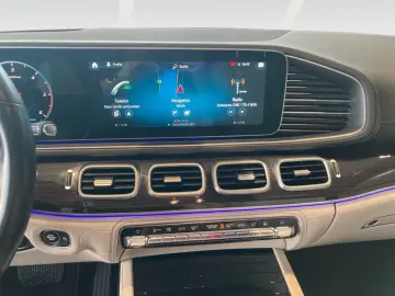 MERCEDES-BENZ GLE 300 d 4M AMG-Line EXCLUSIVE Pano A…