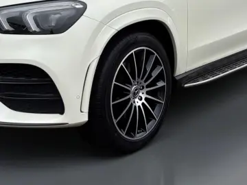 MERCEDES-BENZ GLE 350 e 4M AMG PANO-SHD 360 KAMERA AMBIENTE