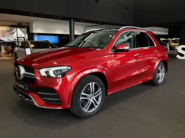 MERCEDES-BENZ GLE 350 de 4M AMG Pano AHK Airm Massag…