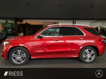 MERCEDES-BENZ GLE 350 de 4M AMG Pano AHK Airm Massag…