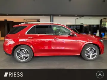 MERCEDES-BENZ GLE 350 de 4M AMG Pano AHK Airm Massag…