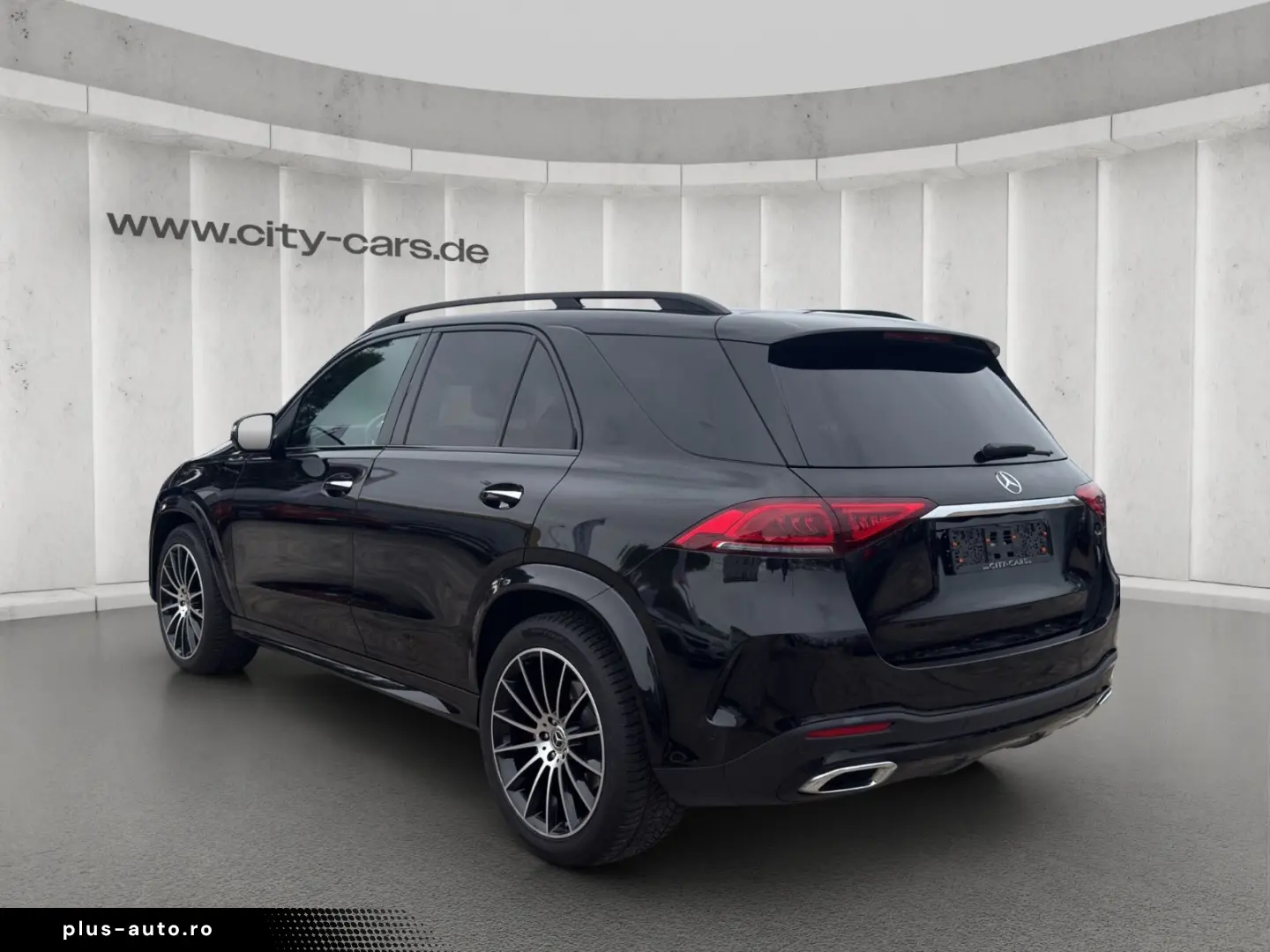 MERCEDES-BENZ GLE 400 4Matic AMG Pano Burmeister AHK 1.Hand