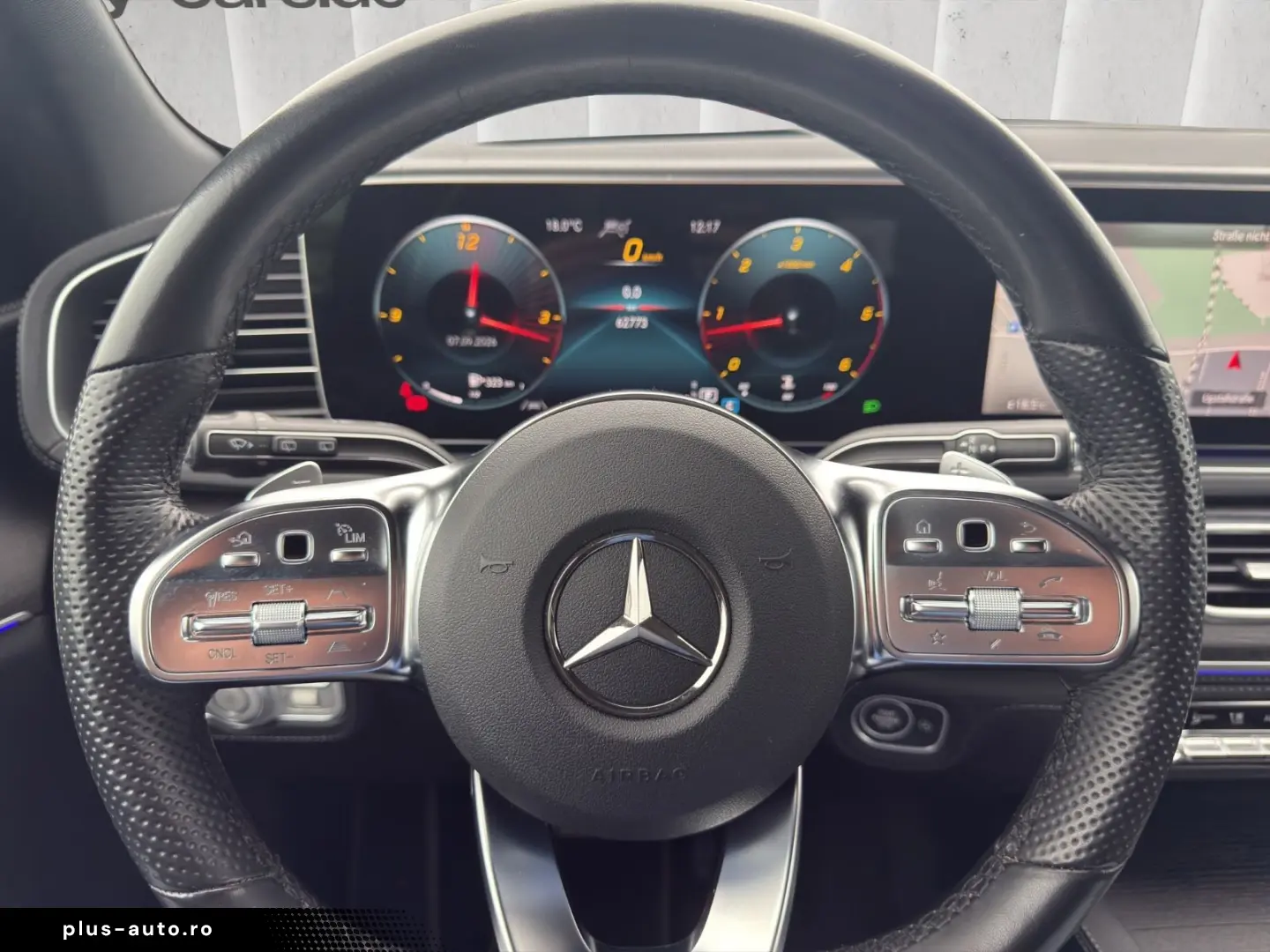 MERCEDES-BENZ GLE 400 4Matic AMG Pano Burmeister AHK 1.Hand