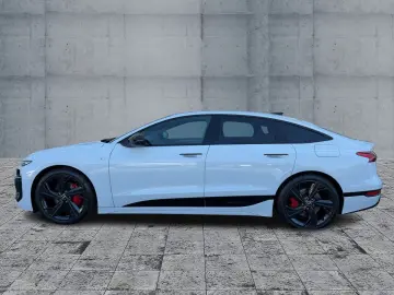 AUDI A6 Sportback e-tron perf. S-LINE MATRIX B&O PANO