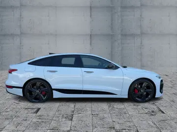 AUDI A6 Sportback e-tron perf. S-LINE MATRIX B&O PANO