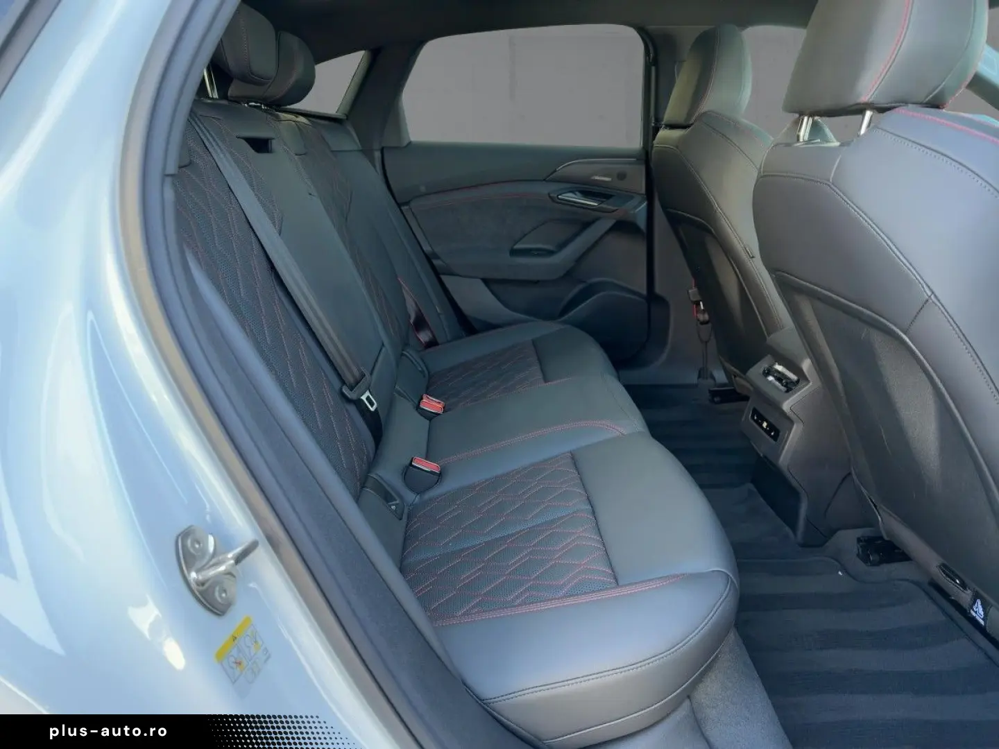 AUDI A6 Sportback e-tron perf. S-LINE MATRIX B&O PANO