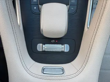 MERCEDES-BENZ GLE 400 e Coupe 4M AMG Panor Sitzlüftu…