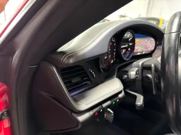 PORSCHE 992-911 CARRERA COUPE PANO SPORT-AGA KAMERA 21