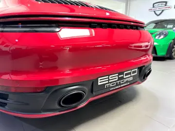 PORSCHE 992-911 CARRERA COUPE PANO SPORT-AGA KAMERA 21
