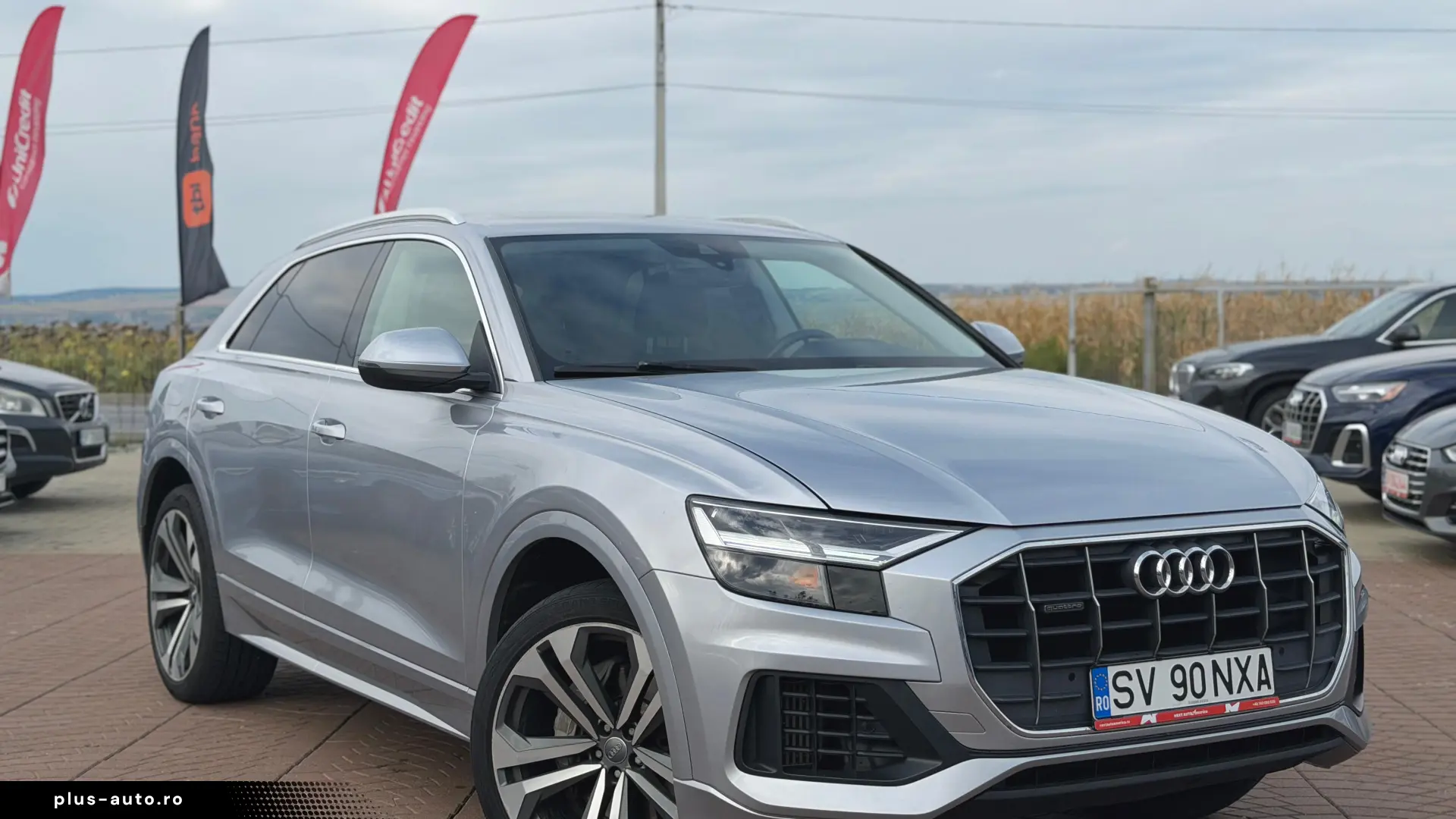 AUDI Q8 2021