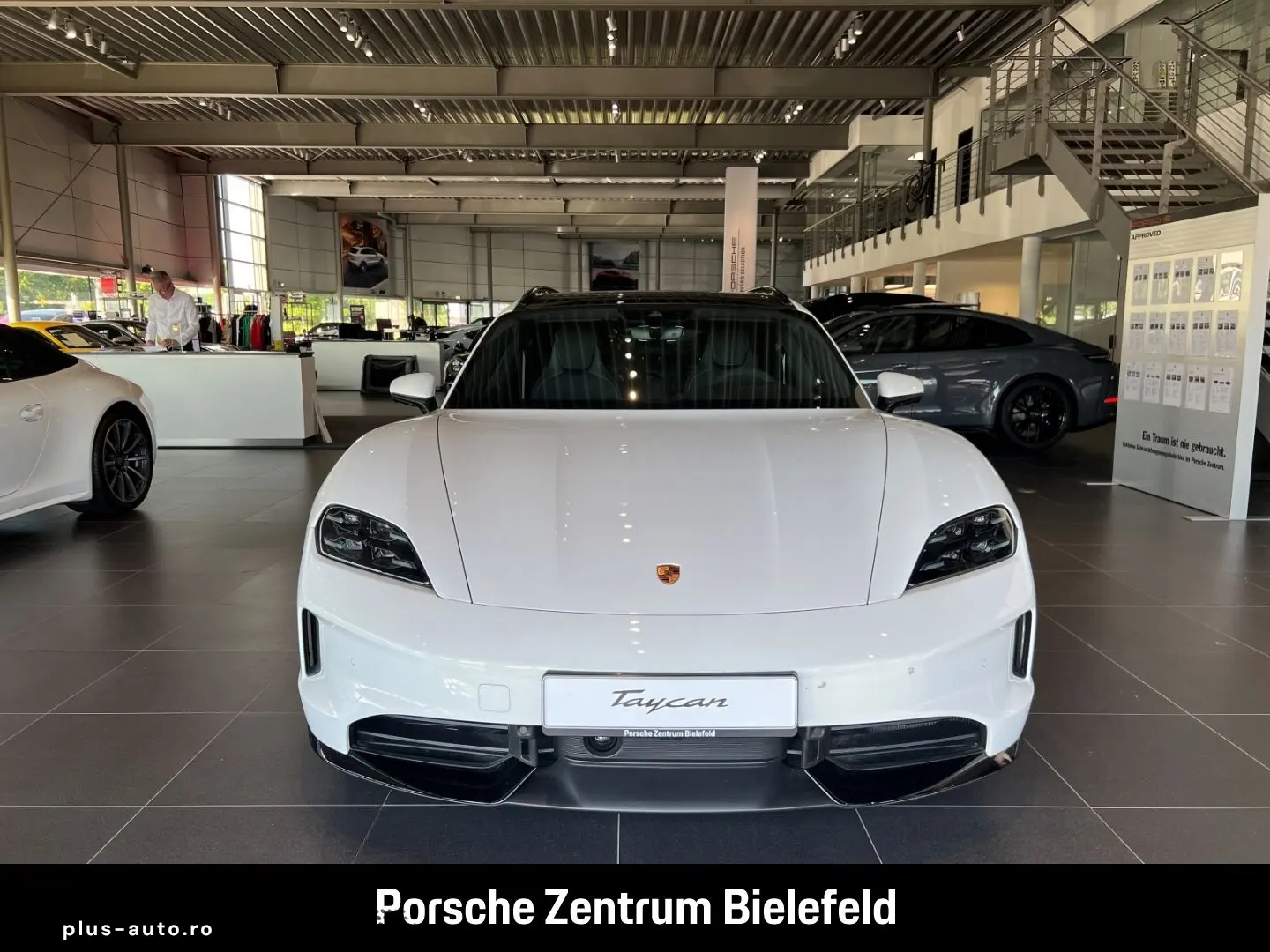 PORSCHE Taycan Sport Turismo LED-Matrix Surround-View
