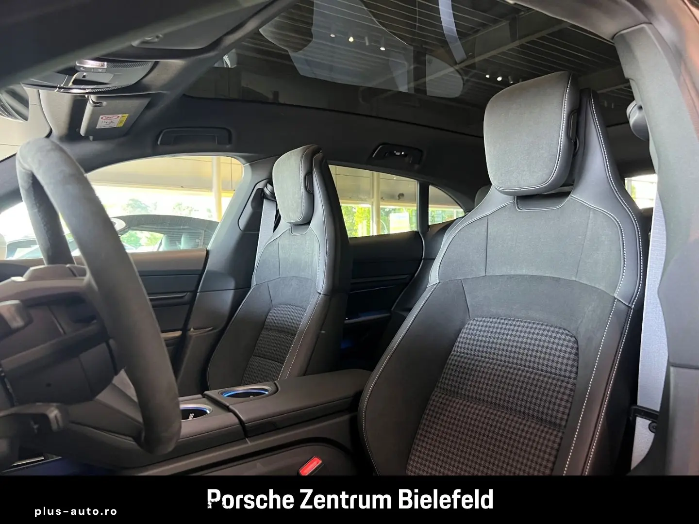PORSCHE Taycan Sport Turismo LED-Matrix Surround-View