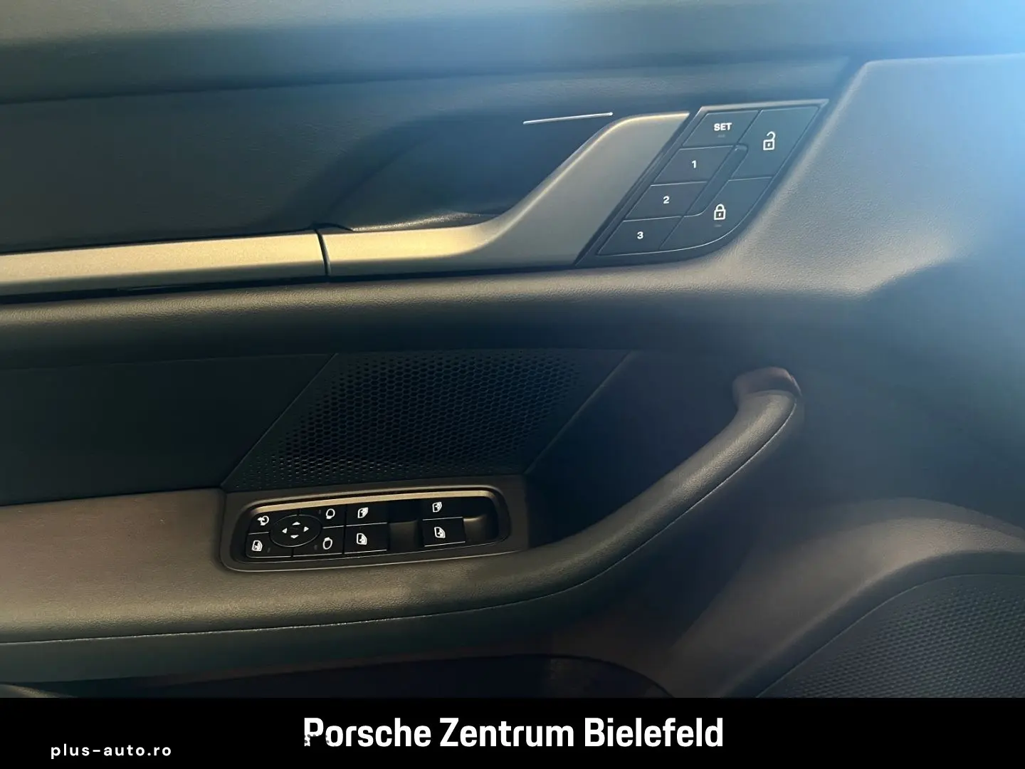 PORSCHE Taycan Sport Turismo LED-Matrix Surround-View