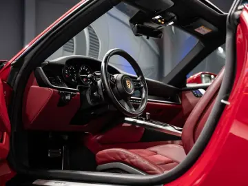 PORSCHE 992 992 Carrera 2 Coupé  LAGE BIV  - Pano - CC -