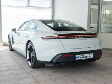 PORSCHE Taycan 4S BOSE LenkHzg Sport-Chrono
