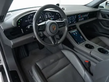 PORSCHE Taycan 4S BOSE LenkHzg Sport-Chrono