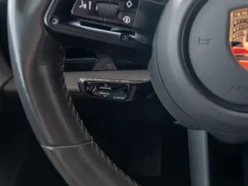 PORSCHE Taycan 4S BOSE LenkHzg Sport-Chrono
