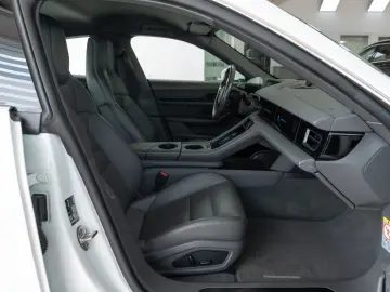 PORSCHE Taycan 4S BOSE LenkHzg Sport-Chrono