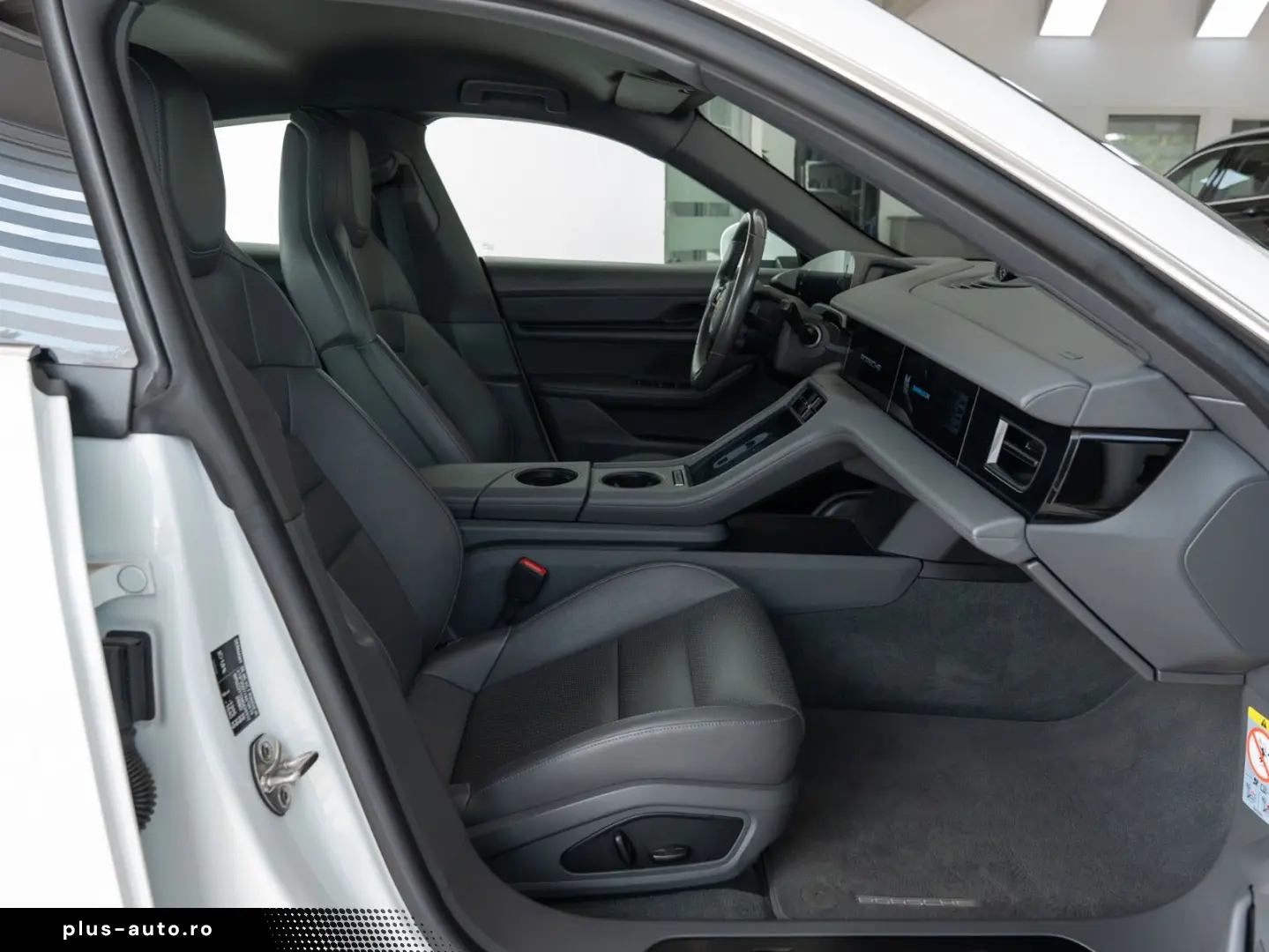 PORSCHE Taycan 4S BOSE LenkHzg Sport-Chrono