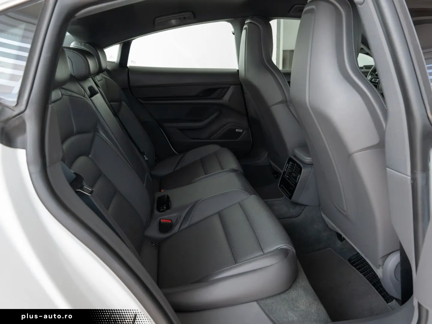 PORSCHE Taycan 4S BOSE LenkHzg Sport-Chrono