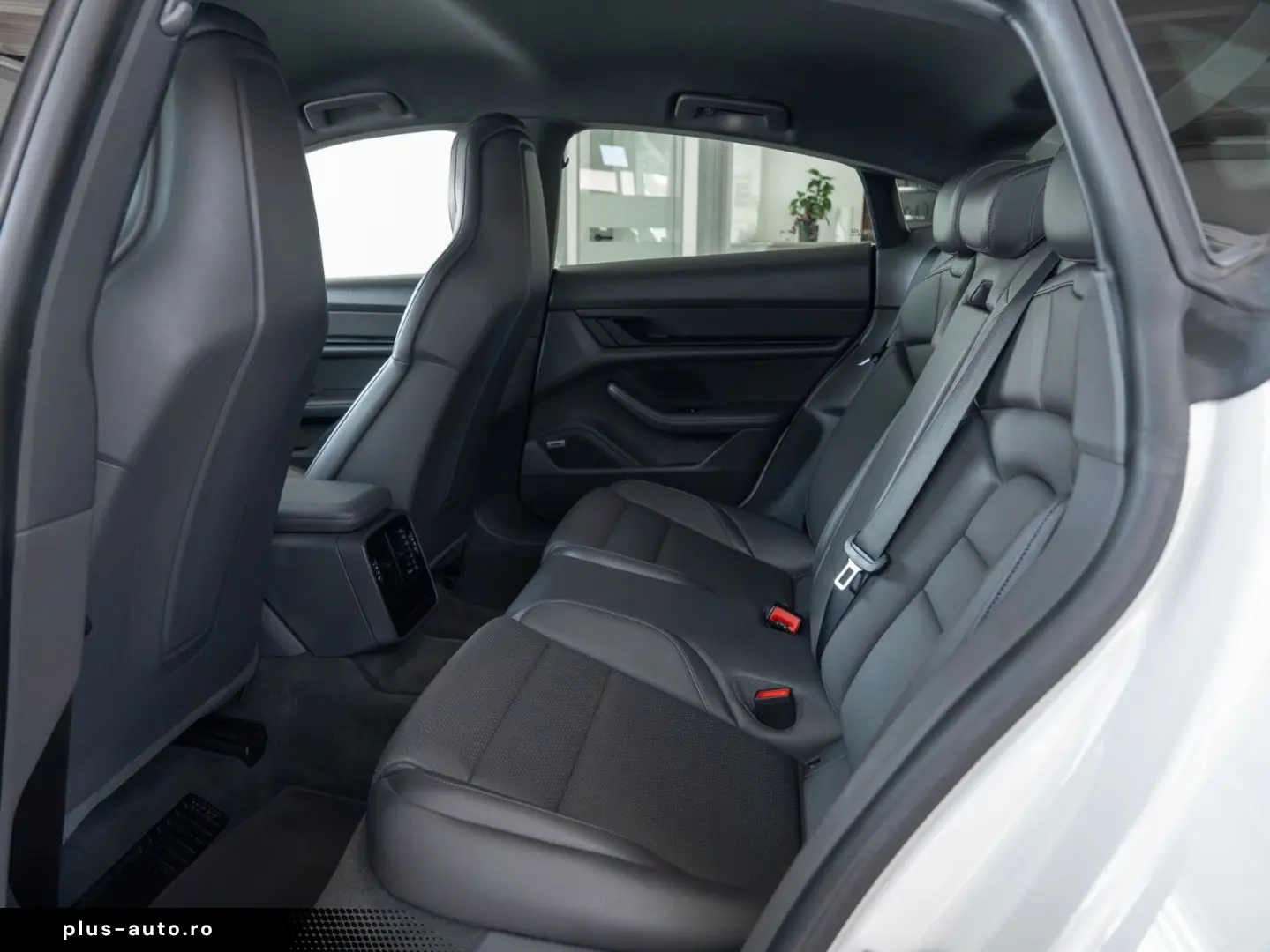 PORSCHE Taycan 4S BOSE LenkHzg Sport-Chrono