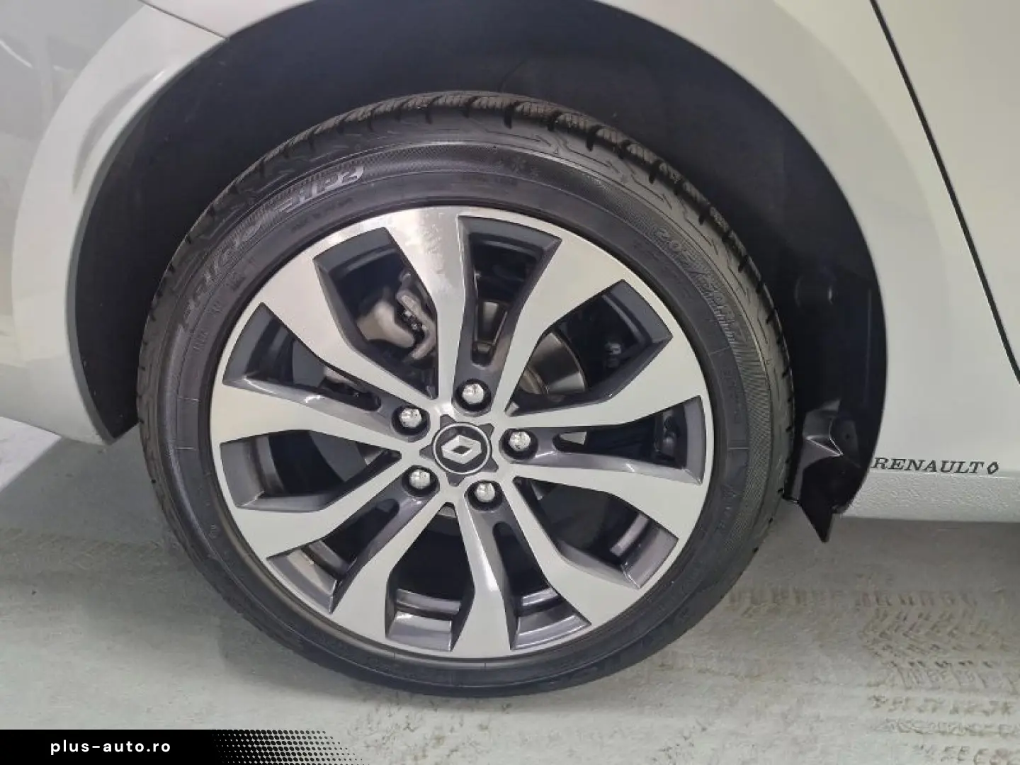 RENAULT MEGANE 1.3 TCe 140 GPF techno EDC