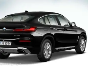 BMW X4 xDrive20i AT Navi Tempom.aktiv Panorama Roof
