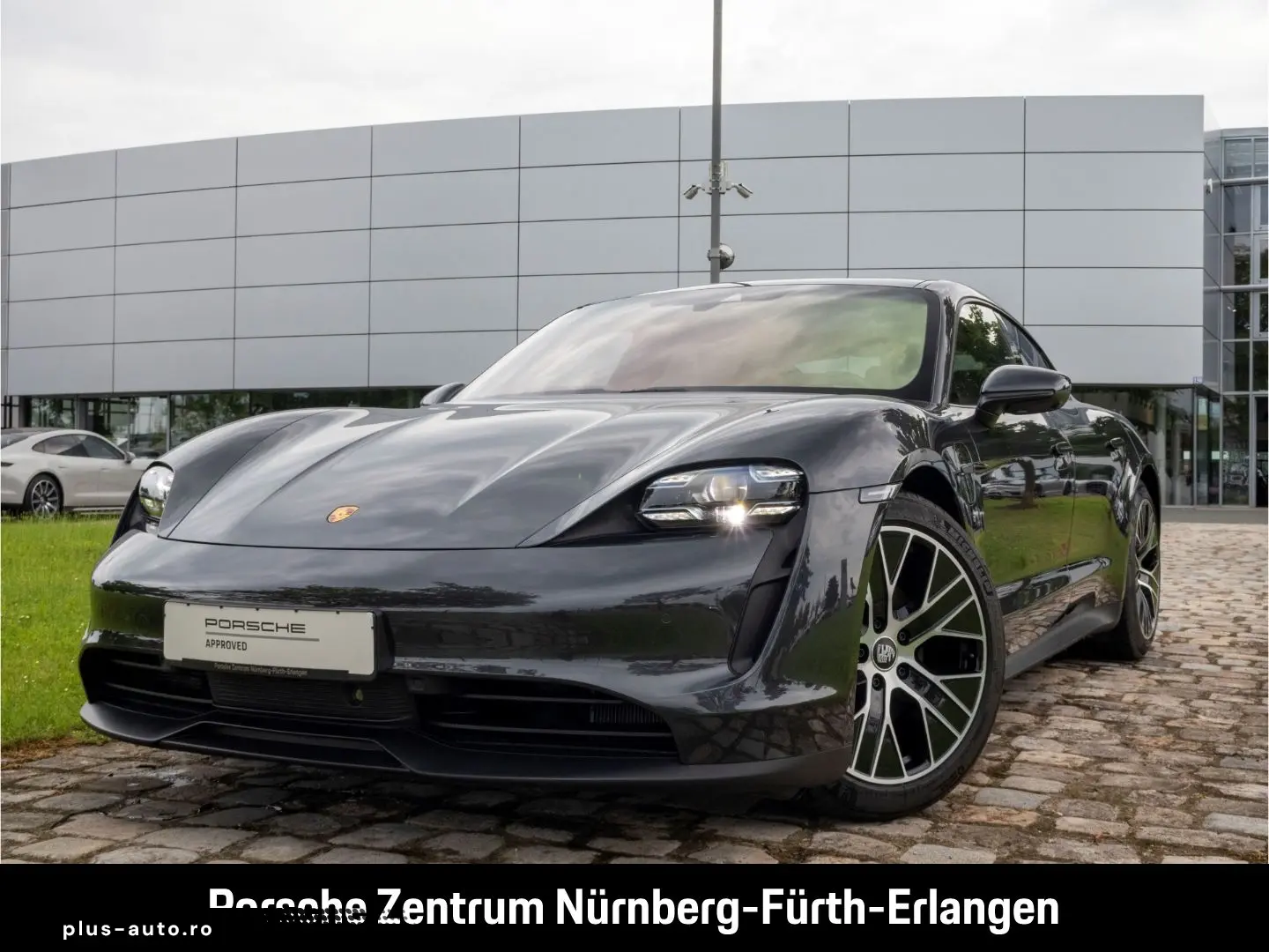 PORSCHE Taycan 75 Jahre Luftfederung inkl. PASM BOSE LED