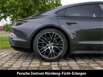 PORSCHE Taycan 75 Jahre Luftfederung inkl. PASM BOSE LED