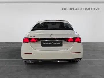 MERCEDES-BENZ E 220 d