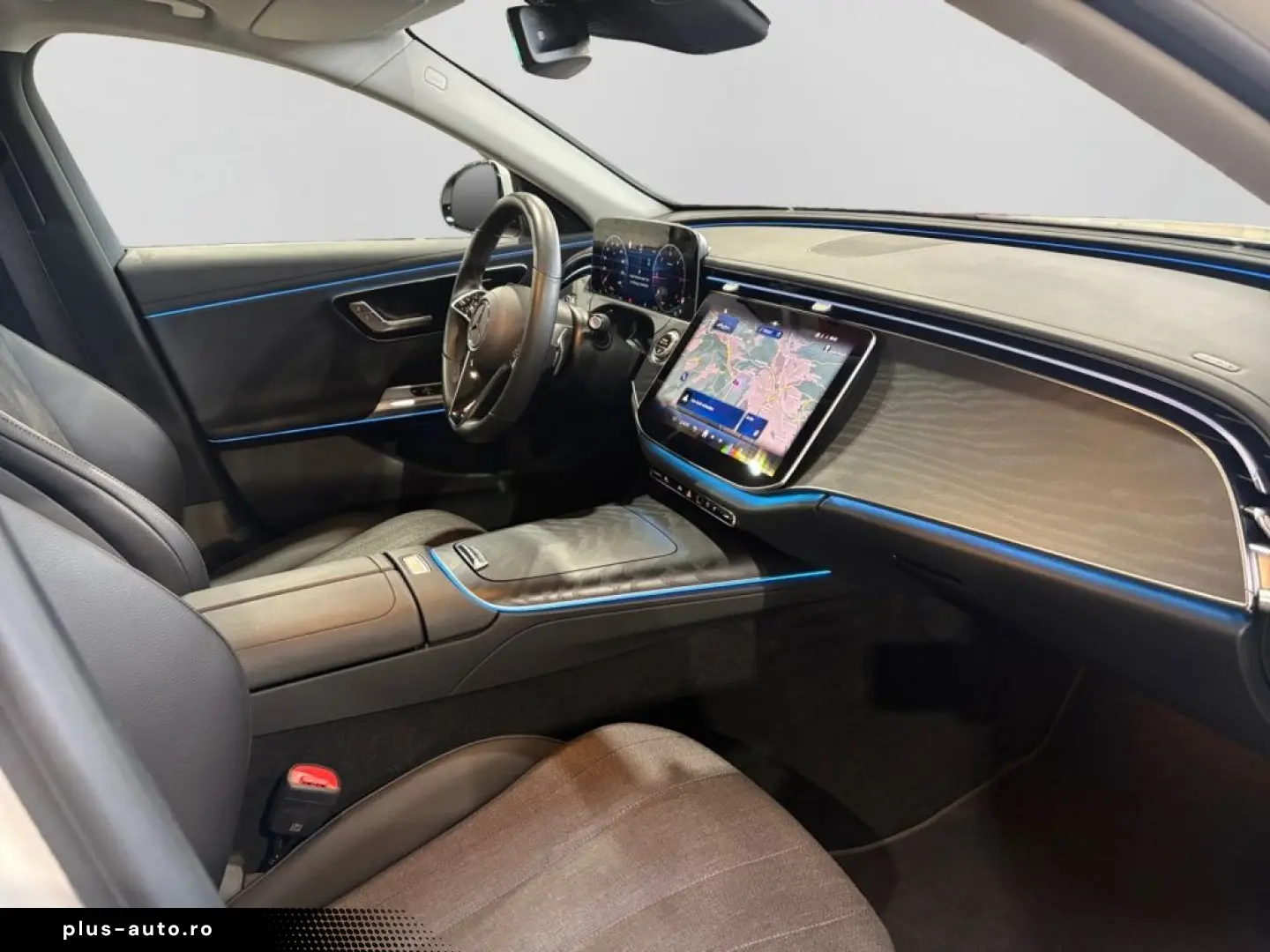MERCEDES-BENZ E 220 d
