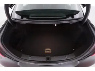 MERCEDES-BENZ E 300 d 4Matic