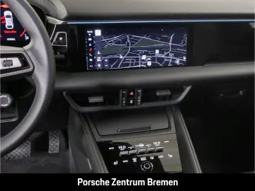PORSCHE Macan 4