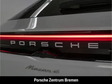 PORSCHE Macan 4