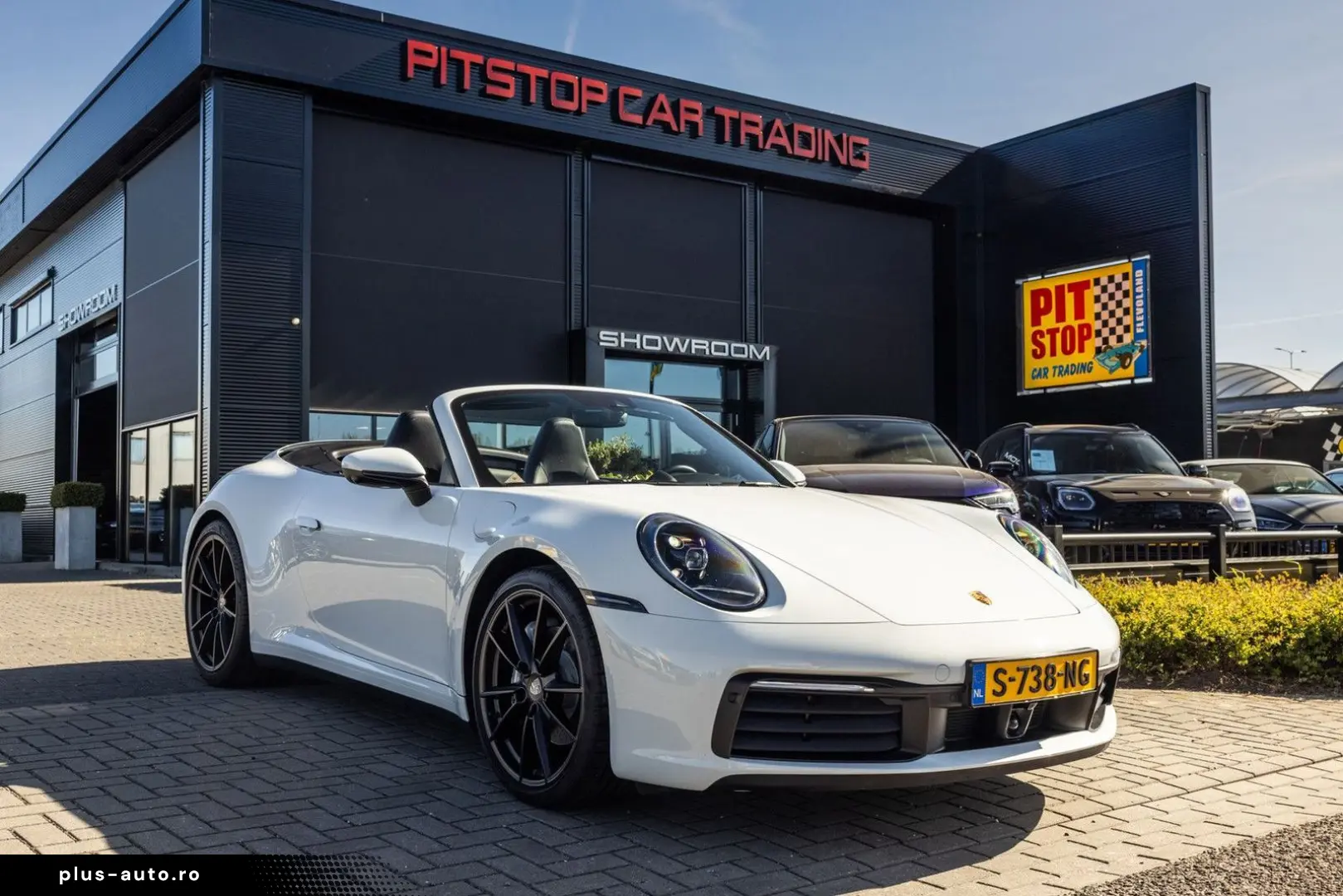PORSCHE 992 Cabrio 992 3.0 Carrera  385 PK