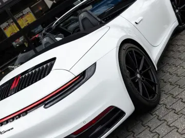 PORSCHE 992 Cabrio 992 3.0 Carrera  385 PK