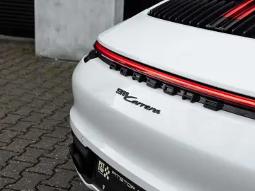 PORSCHE 992 Cabrio 992 3.0 Carrera  385 PK
