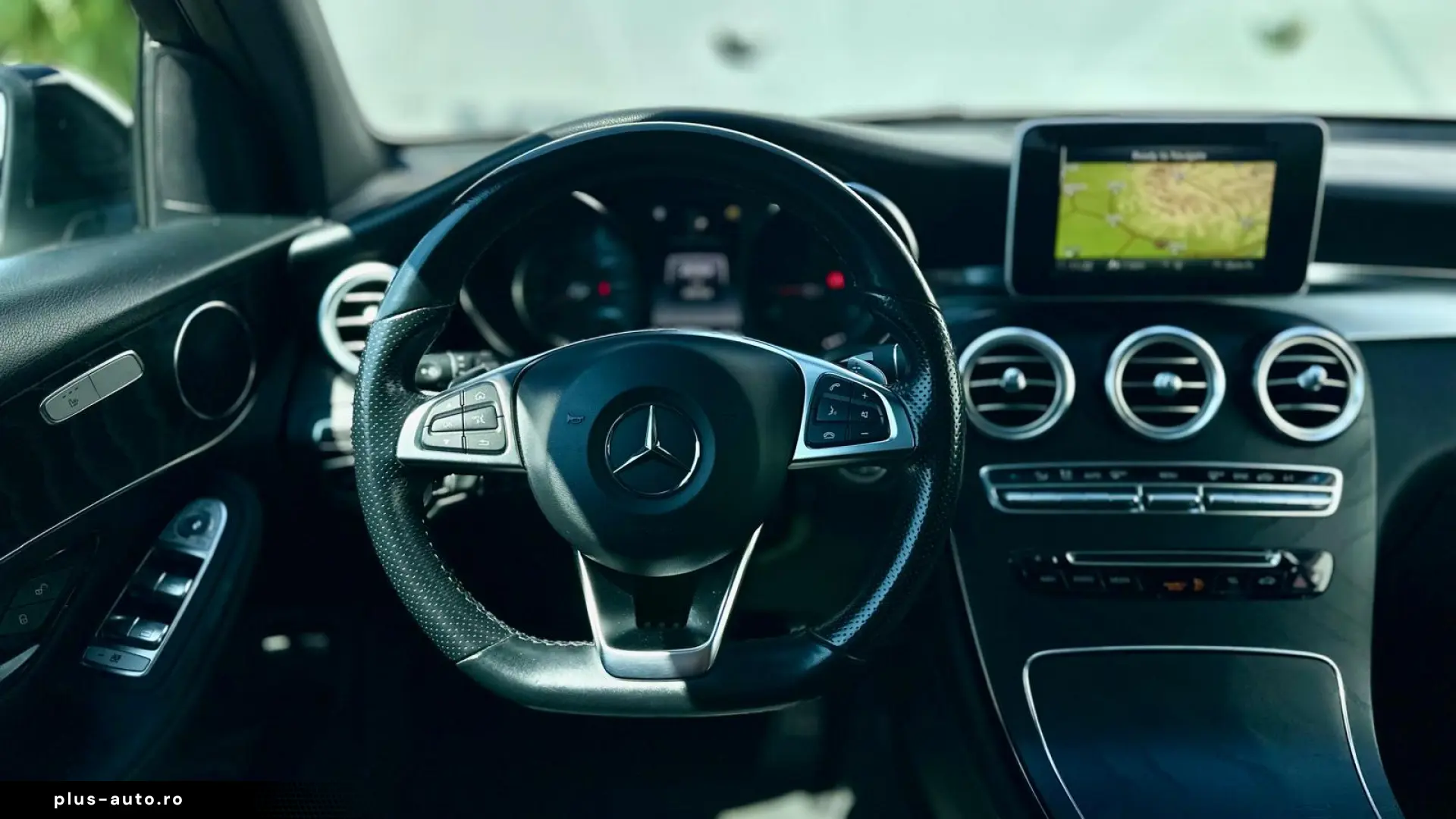 Mercedes-Benz GLC 220 d 4MATIC AMG Line  9G-TRONIC