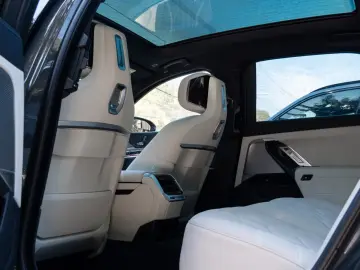 BMW 740d M PRO.MASSAGE.SKY.CRISTAL.INDIVIDUAL5 100