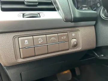 SSANGYONG Rexton Sapphire 2.2 Aut. LED ACC 360  NAVI SHZ