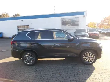 SSANGYONG REXTON Sapphire 4WD  Leder el.SD Alu20 Allwetter