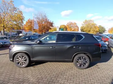SSANGYONG REXTON Sapphire 4WD  Leder el.SD Alu20 Allwetter