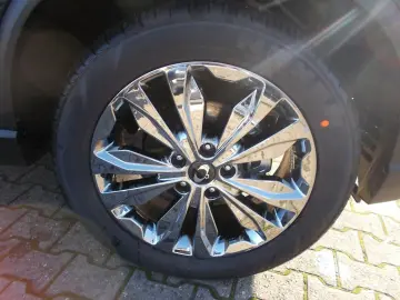 SSANGYONG REXTON Sapphire 4WD  Leder el.SD Alu20 Allwetter