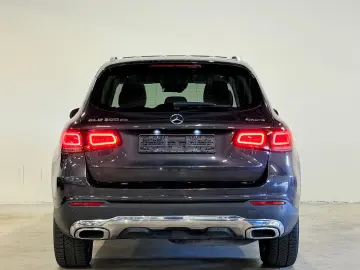 MERCEDES-BENZ GLC 300de 4Matic ACC Matrix Pano Ambilight