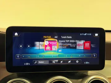 MERCEDES-BENZ GLC 300de 4Matic ACC Matrix Pano Ambilight